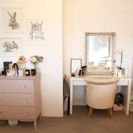 Lägenhet 2 Bedroom Near Airport Bristol